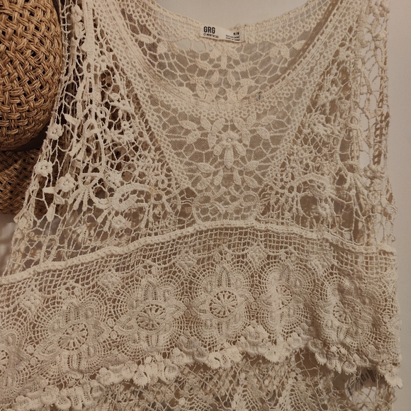 Crochet Garage Top - Picture 2 of 4